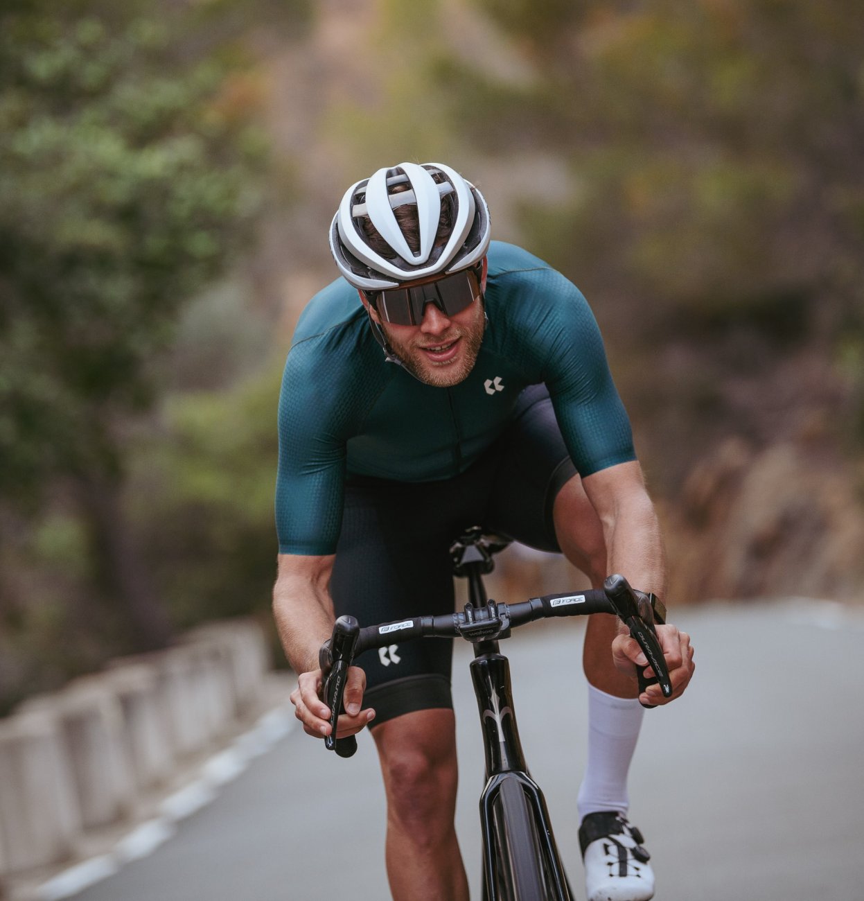 Mens Passion Z5 Aero Jersey | Bottle Green